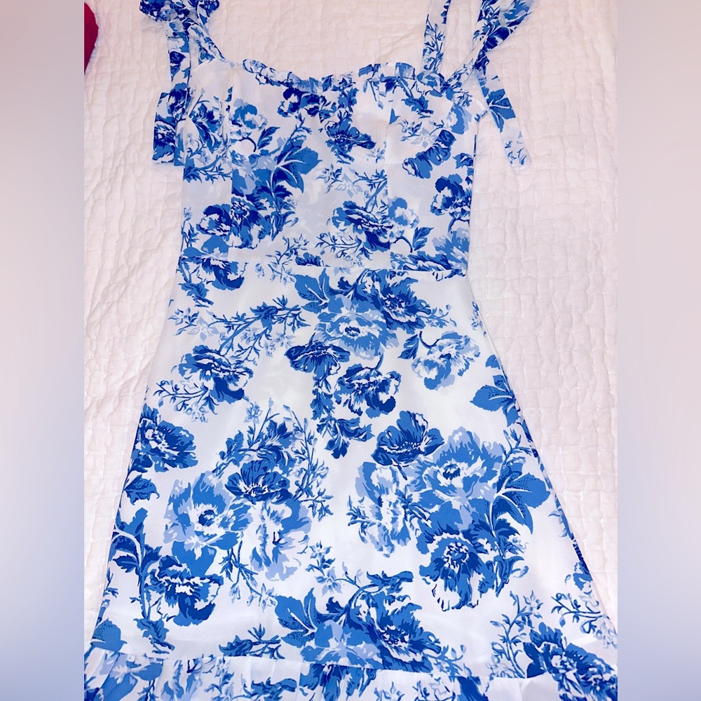 AQUA Blue Floral Dress size xs